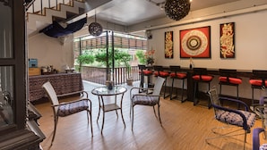 Unclassified image, 2 of 14, button - Miami Hotel (Chiang Mai)