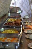 Desayuno continental incluido todos los días 