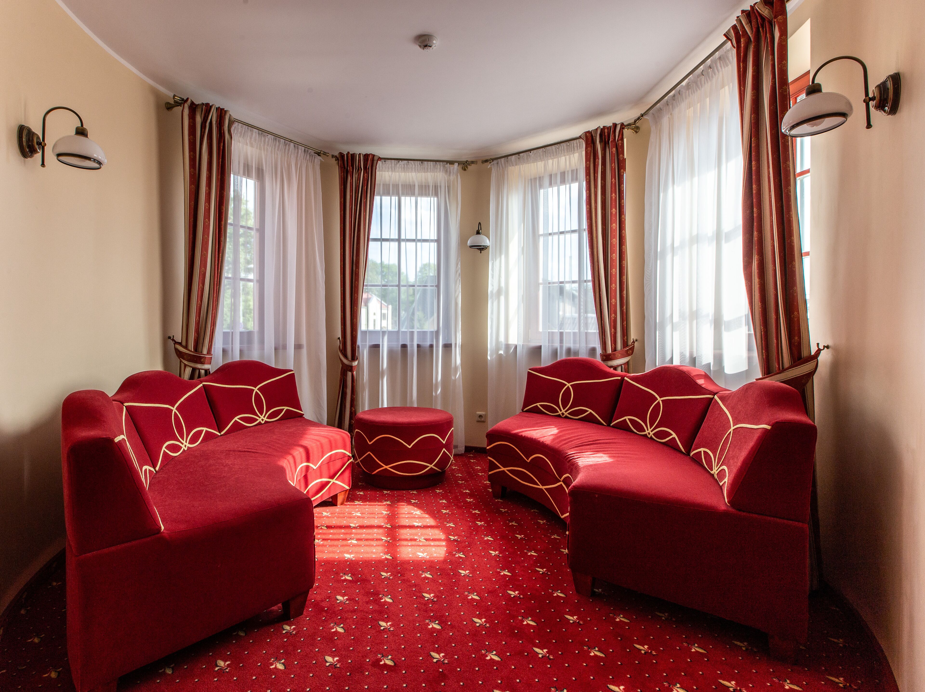 deluxe double or twin room | in-room safe, desk, laptop workspace, soundproofing