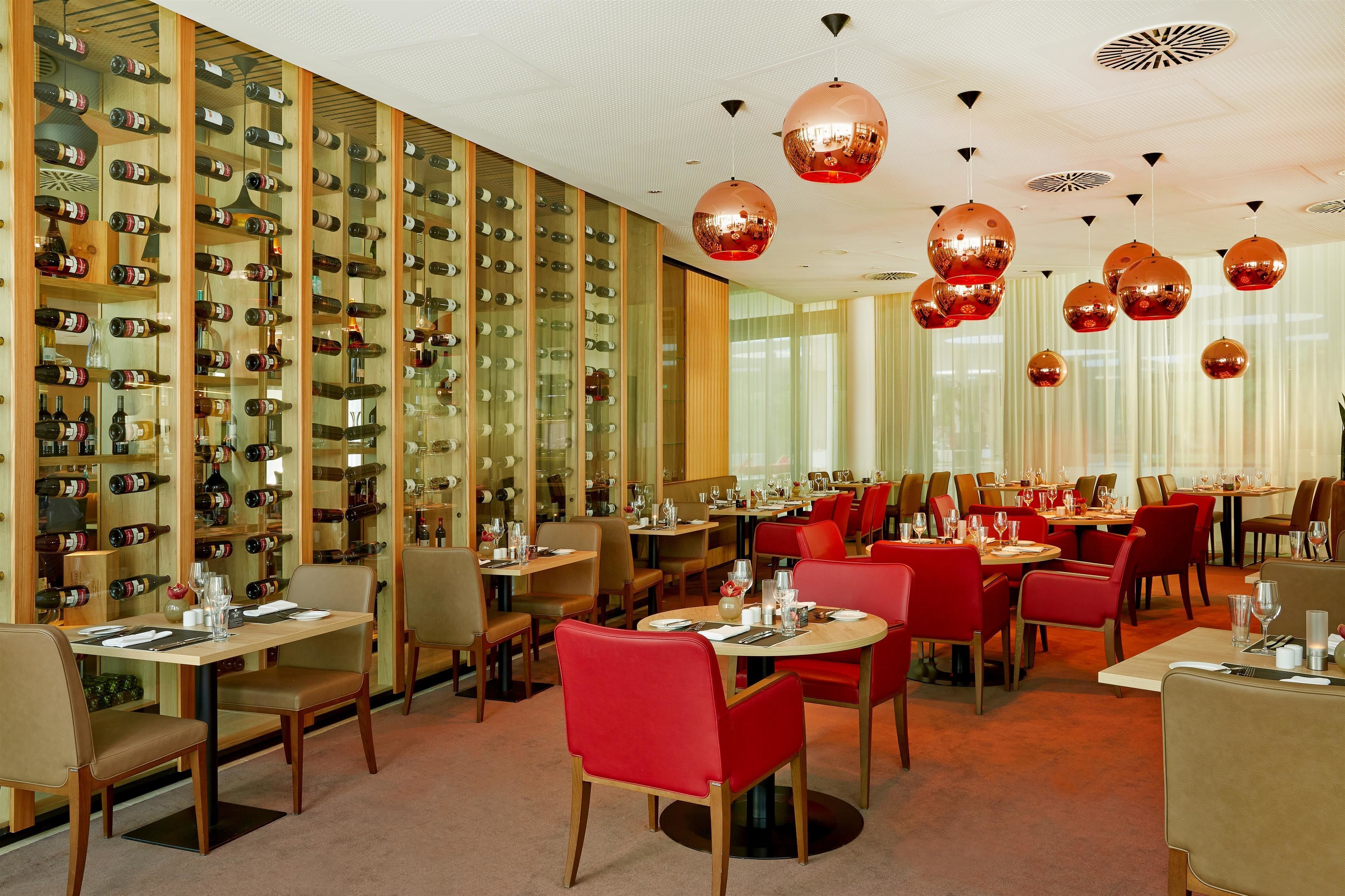 Breakfast and dinner served, German cuisine