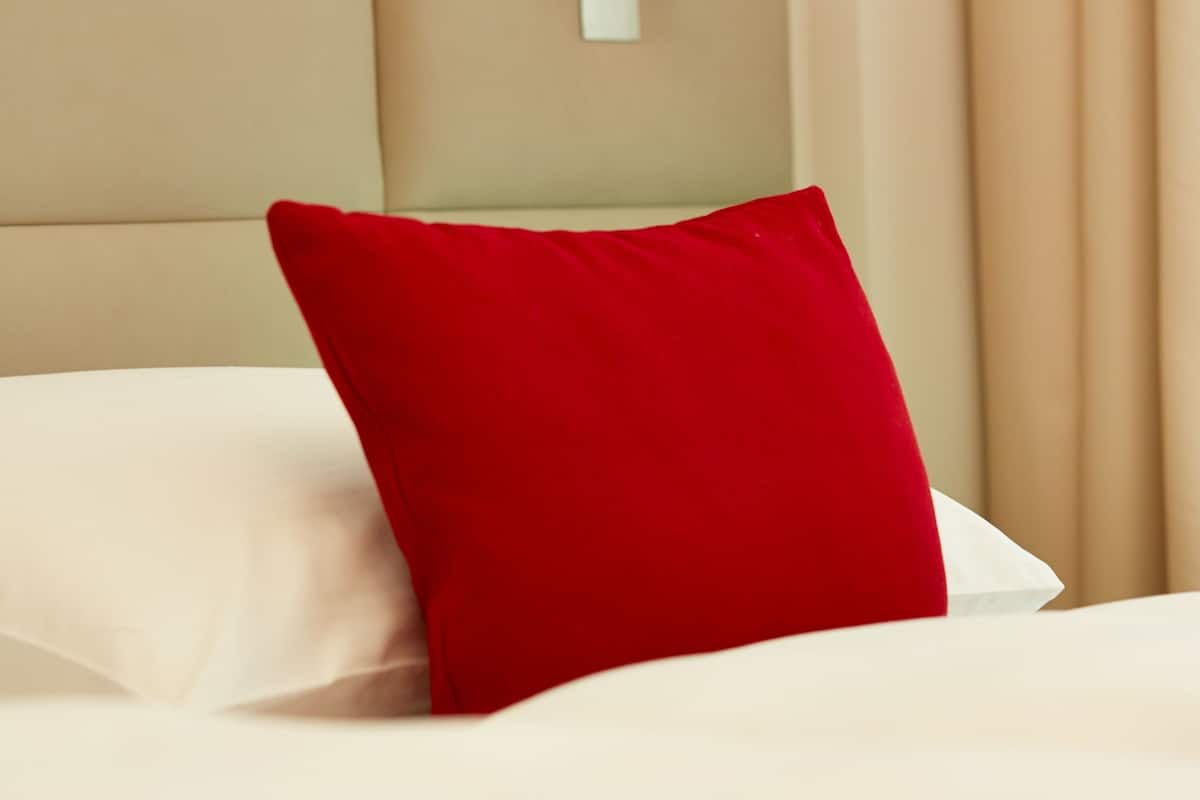 In-room safe, desk, laptop workspace, soundproofing