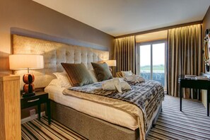 Deluxe Room | Premium bedding, soundproofing, iron/ironing board, free WiFi - Ingliston Country Club Hotel (Bishopton)