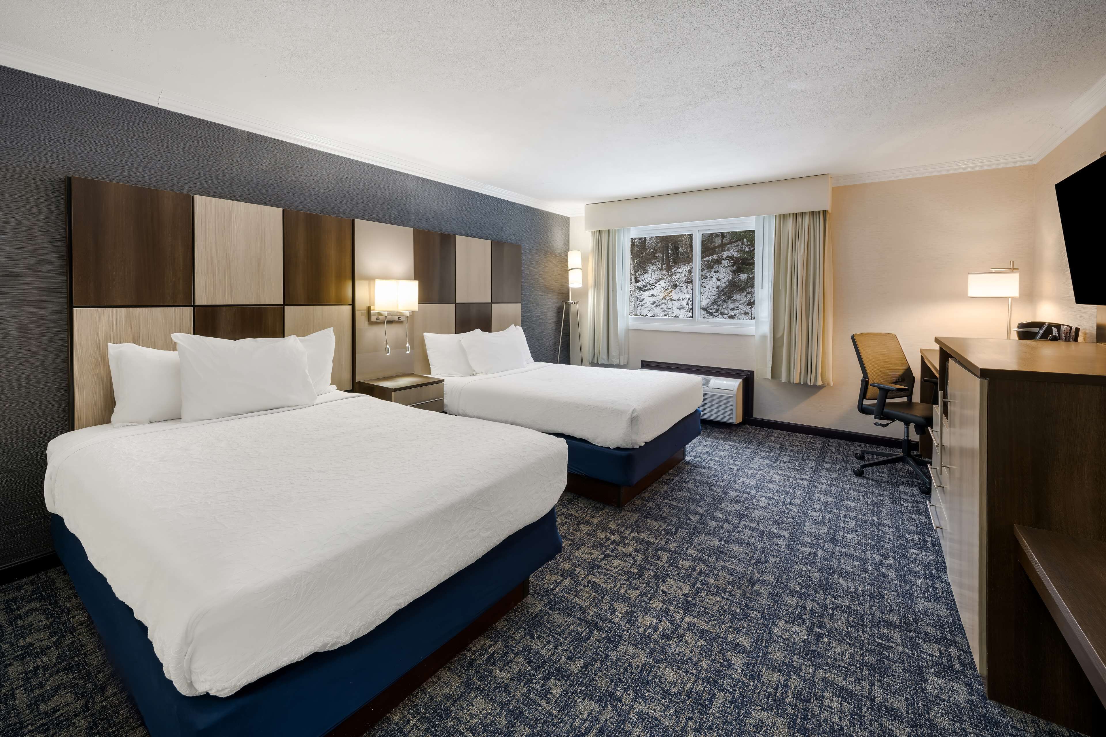 Blackout drapes, iron/ironing board, free WiFi, bed sheets