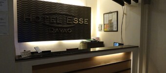 Hotel Esse Davao