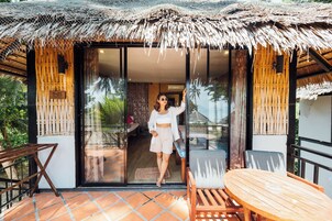 Ocean View Room | In-room safe