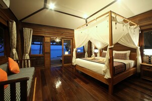 Cottage, Beachfront | Room amenity