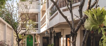 At Niman Conceptual Home