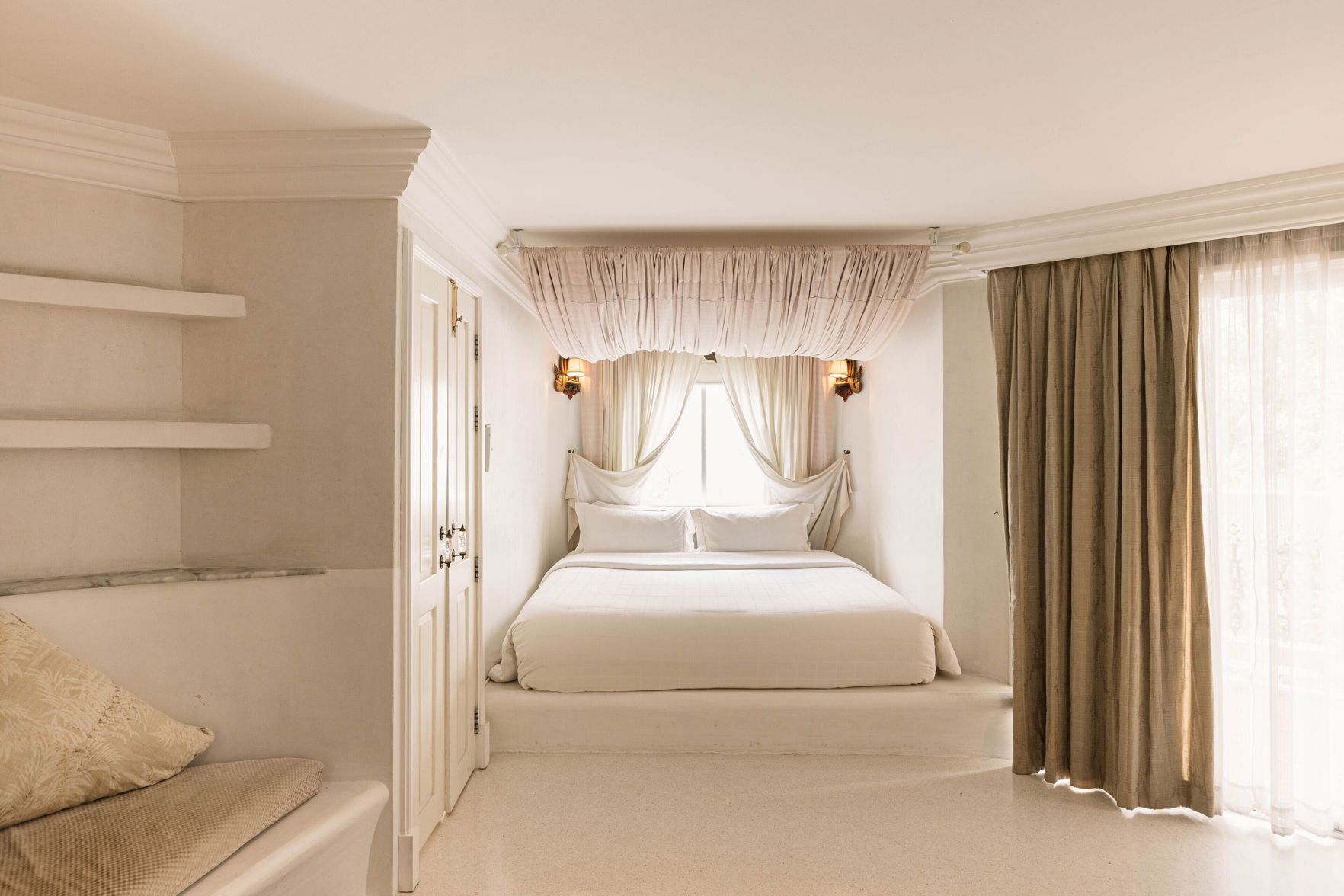 Minibar, värdeförvaringsskåp på rummet, gratis wi-fi och sängkläder