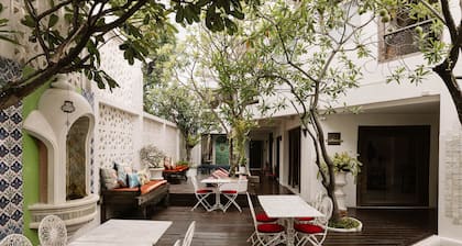 At Niman Conceptual Home