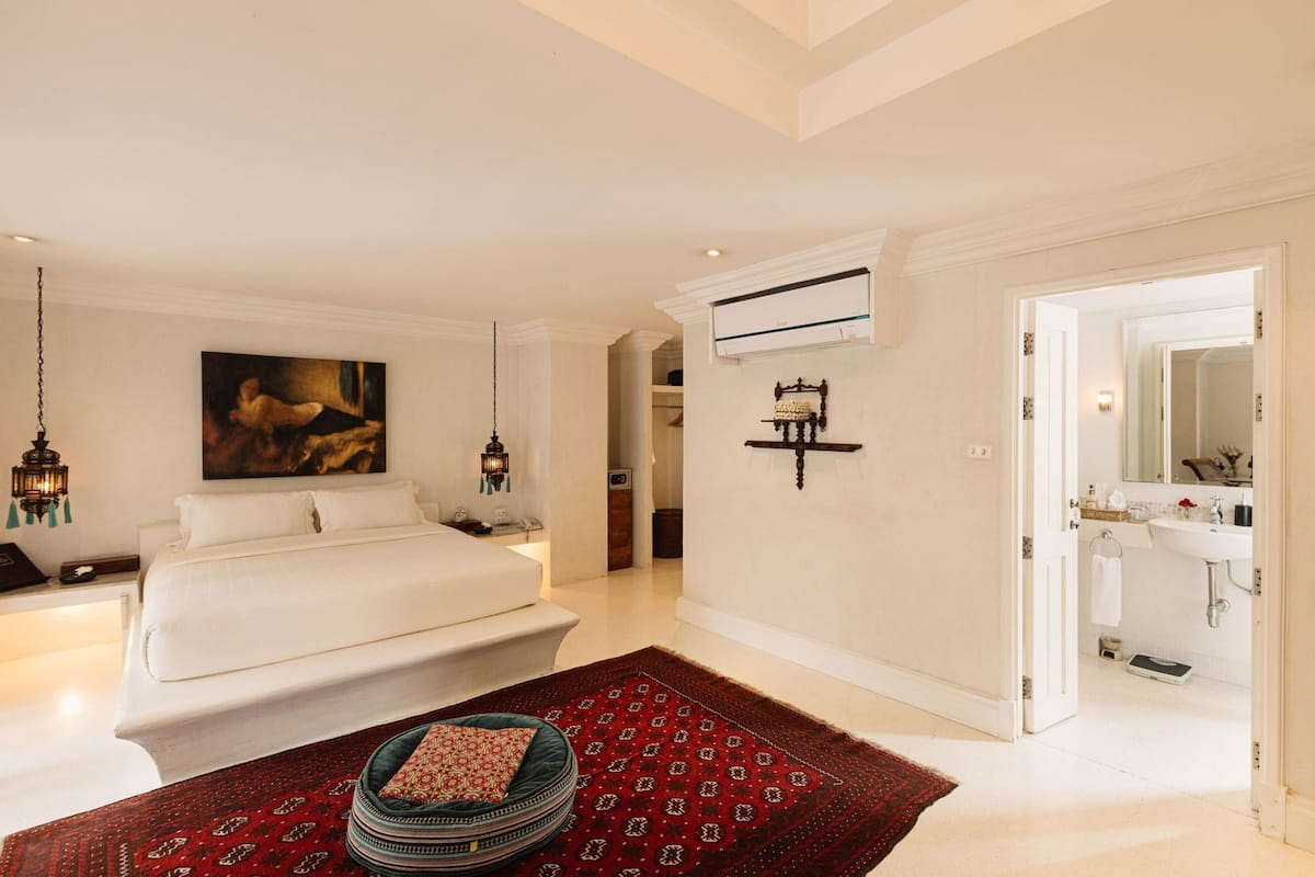 Minibar, värdeförvaringsskåp på rummet, gratis wi-fi och sängkläder