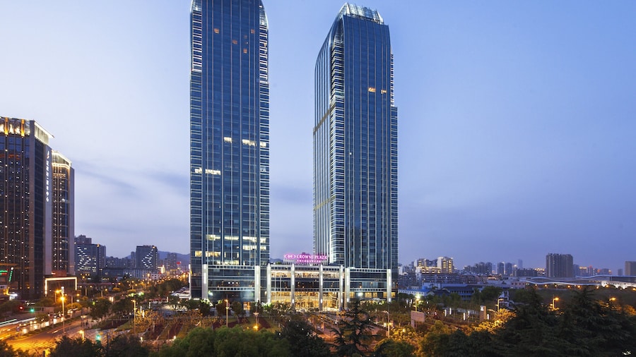 Crowne Plaza Wuxi Taihu by IHG
