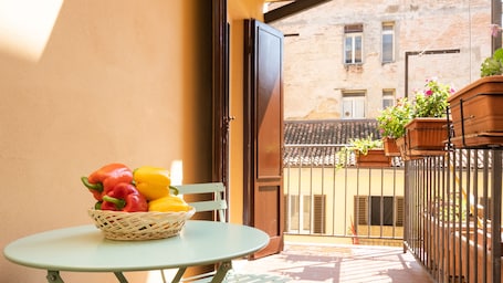 City Apartment | Balcony