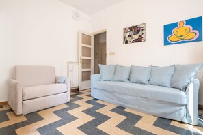 City Apartment | Living room | LCD TV