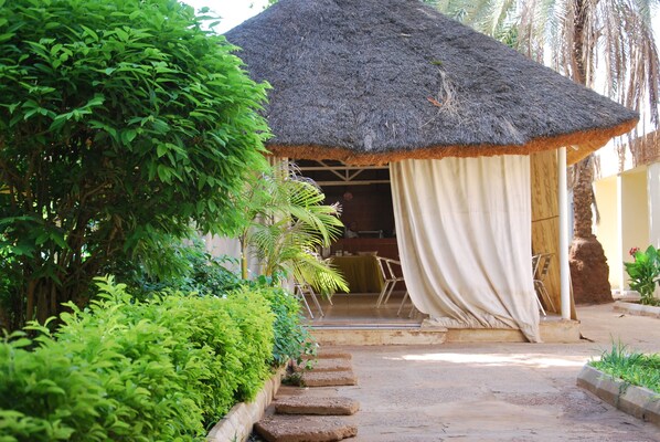 Poolside bar - Hôtel Terminus (Niamey)