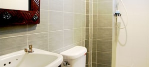 In-room safe, desk, free WiFi, bed sheets