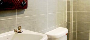 Bathroom - Ivory Phi Phi Island (Ko Phi Phi)