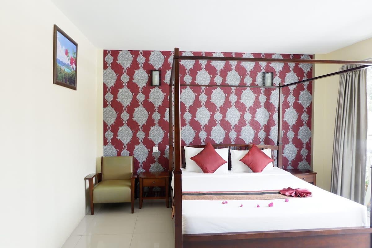 In-room safe, desk, blackout curtains, cots/infant beds