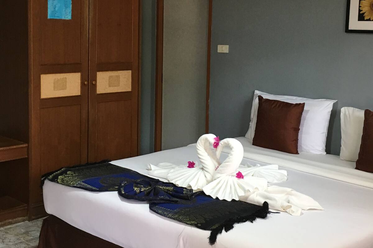 Standard Bungalow Double Bed | 客房內保險箱、折疊床/加床、免費無線上網