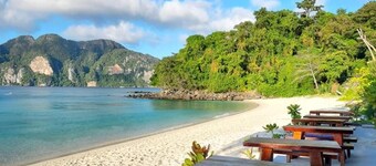 Paradise Pearl Bungalows