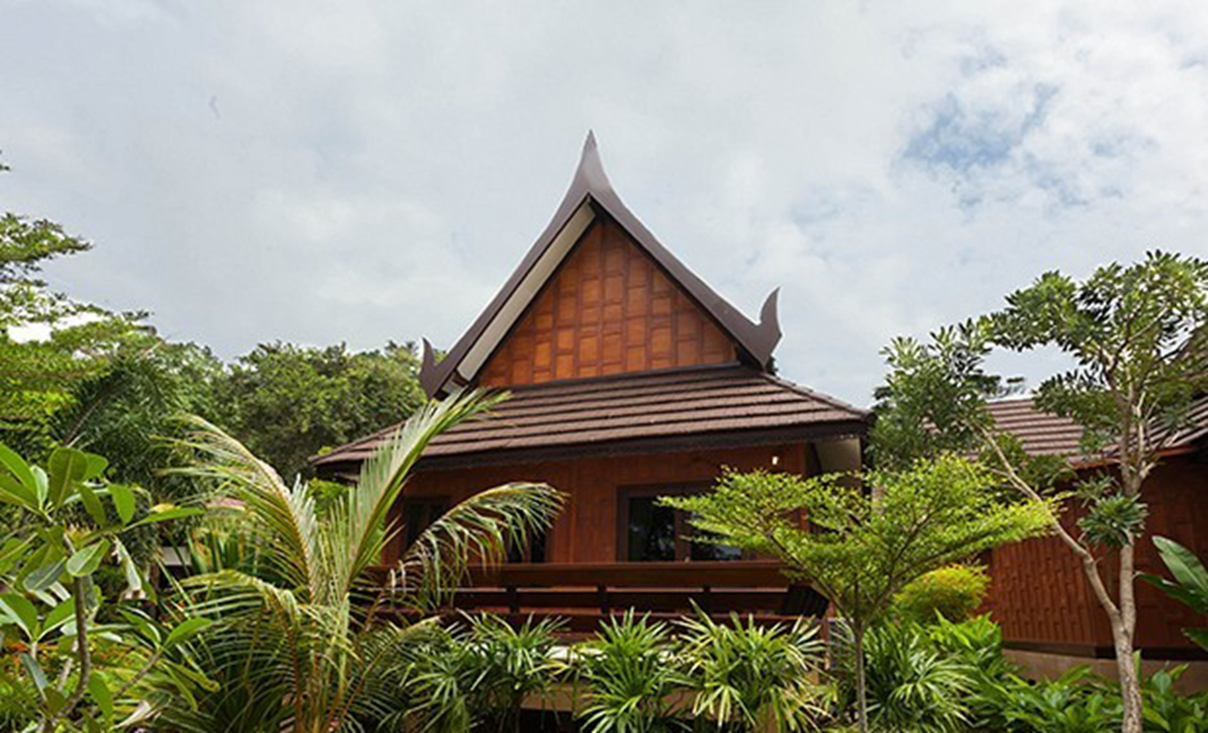 thai house bungalow (not beach front) | hypo-allergenic bedding, in-room safe, desk, laptop workspace