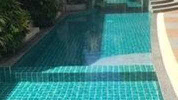 2 piscinas al aire libre