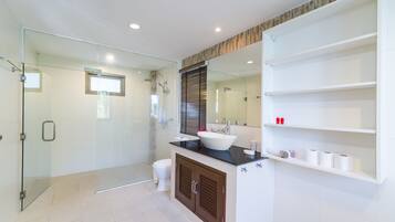 Hair dryer, towels