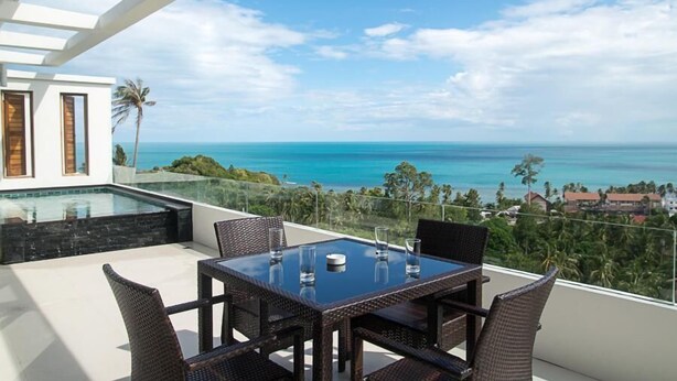 2 Bedrooms Penthouse Apartment | Teras/patio