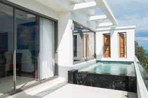 2 Bedrooms Penthouse Apartment | Terraço/pátio