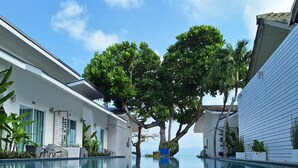 Superior Poolside | Beach/ocean view - Baan Fah Resort (Koh Samui)
