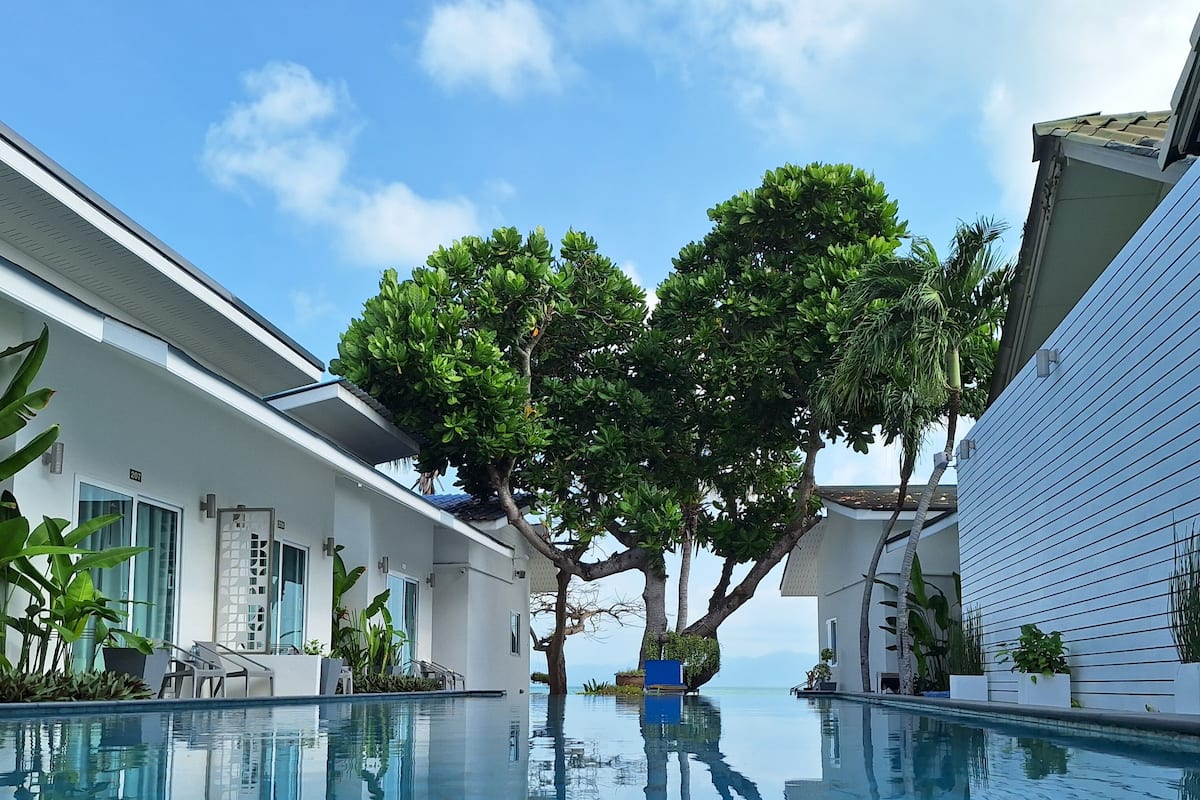 Superior Poolside | Vista spiaggia/mare