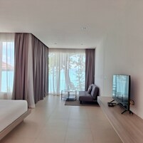 Caja de seguridad en la habitación, escritorio y wifi gratis 