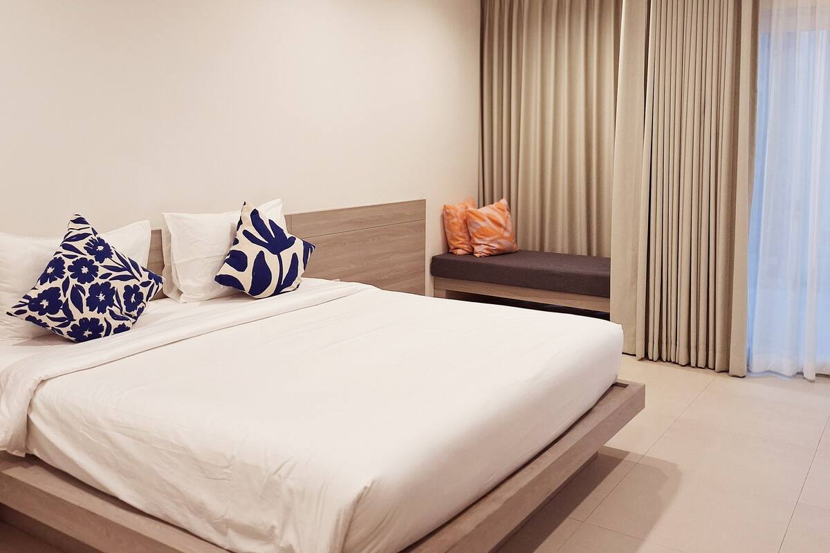 Deluxe Double or Twin Room with Terrace | 객실 내 금고, 책상, 무료 WiFi, 침대 시트