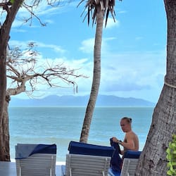 Superior Poolside | Beach/ocean view