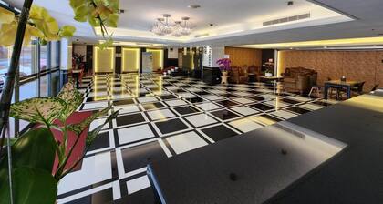 Shihzuwan Hotel - Kaohsiung Station