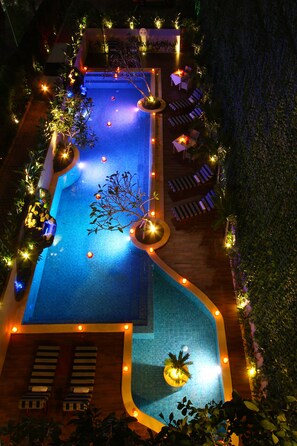 Piscine extérieure