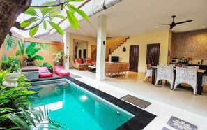 Outdoor pool, sun loungers