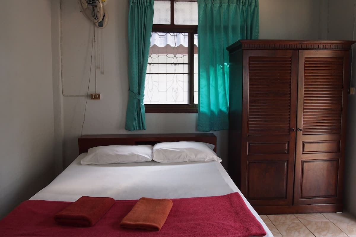 Bungalow, Garden View (Fan) | Room amenity