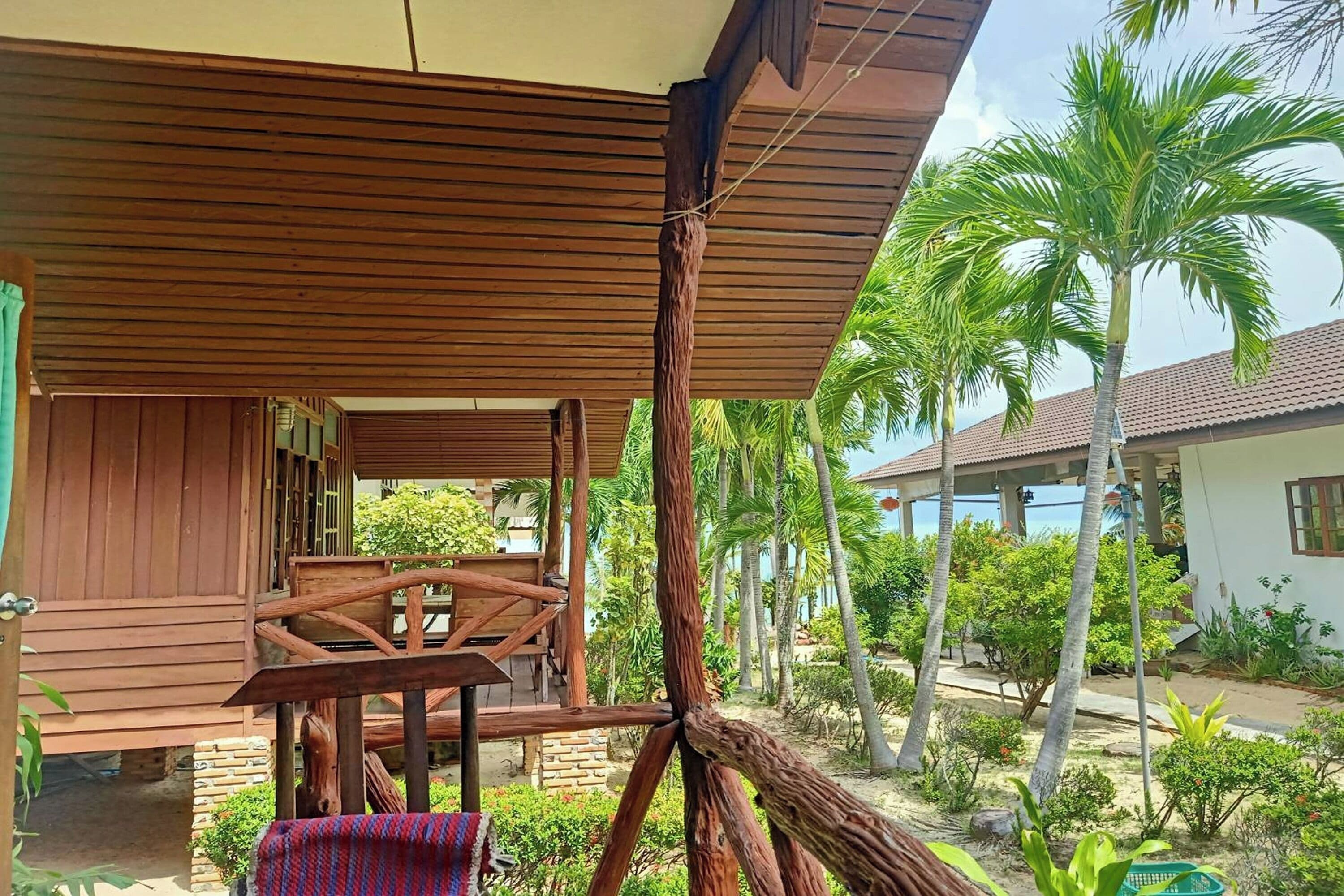 特色平房, 1 张特大床 | 阳台景观