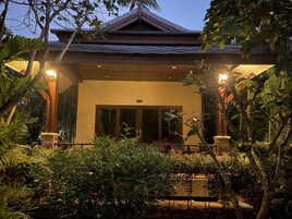 Fachada de la propiedad