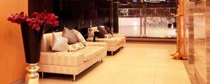 Lobby - Mumbai Metro The Executive Hotel (Mumbai)