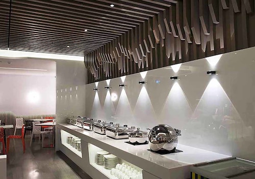 Royal Hotel Group Central Park Branch