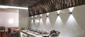 Royal Hotel Group Central Park Branch