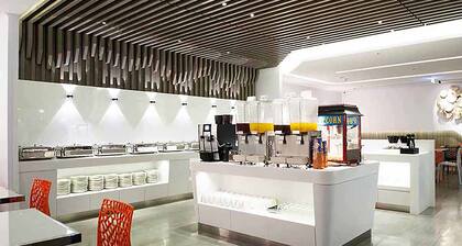 Royal Hotel Group Central Park Branch