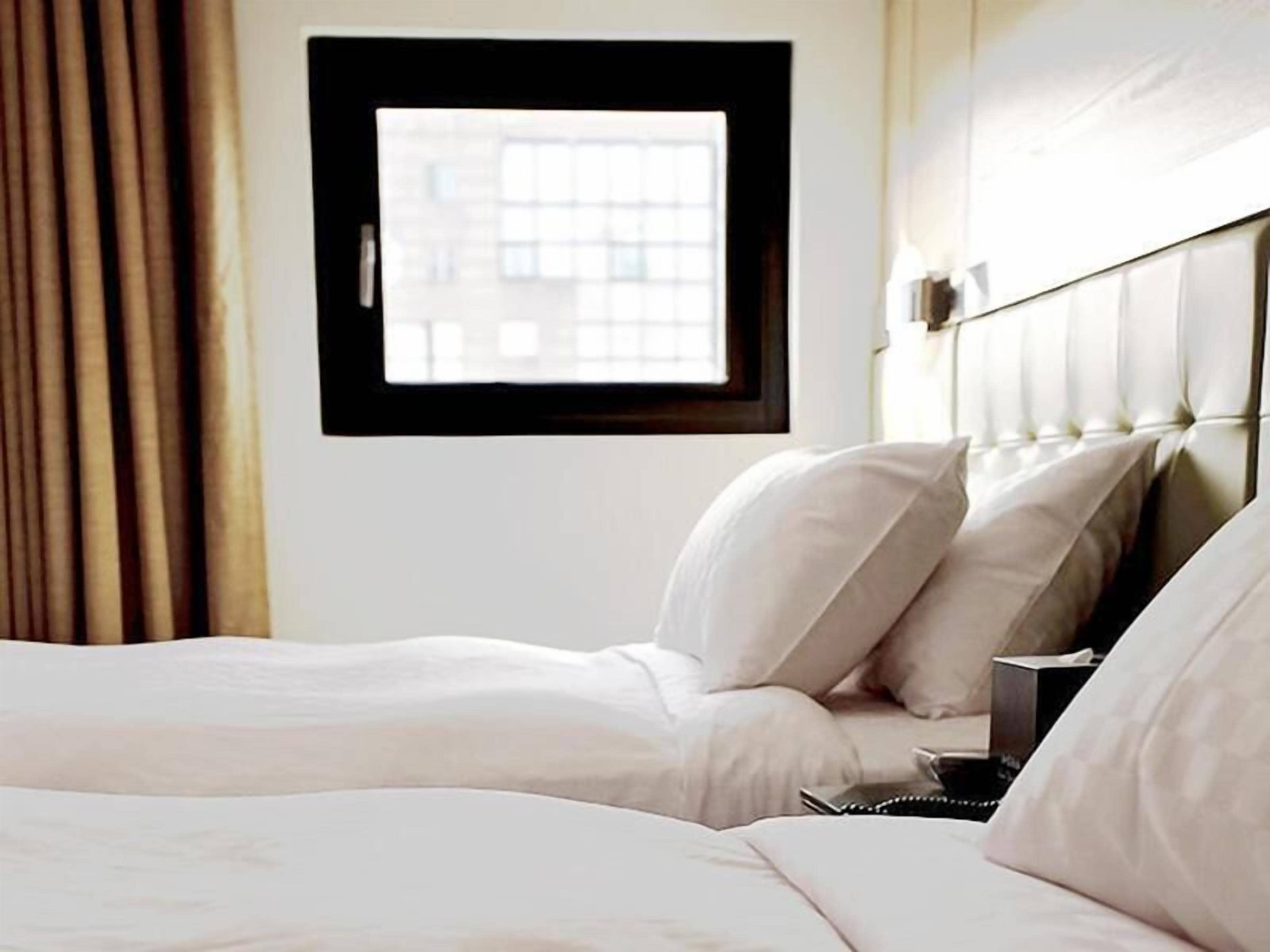 in-room safe, free wifi, bed sheets