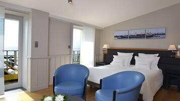 Superior dubbelrum - havsutsikt | Minibar, skrivbord, mörklÀggningsgardiner och ljudisolering