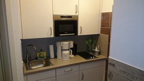 Standard Apartment (+ cleaning fee 10 EUR per Person) | Private kitchen