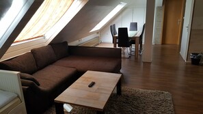 Living area - City Central Promenade (Bad Homburg v.d. Hoehe)