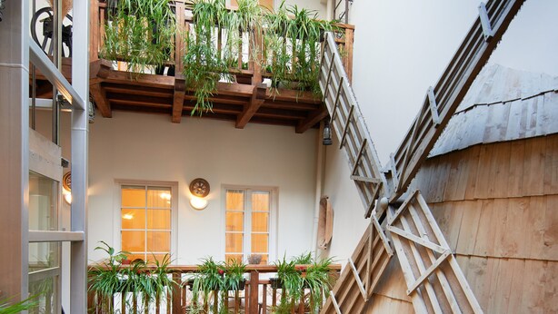Superior Double Room | Courtyard view - Angel Town Hall Apartments (Vilnius)