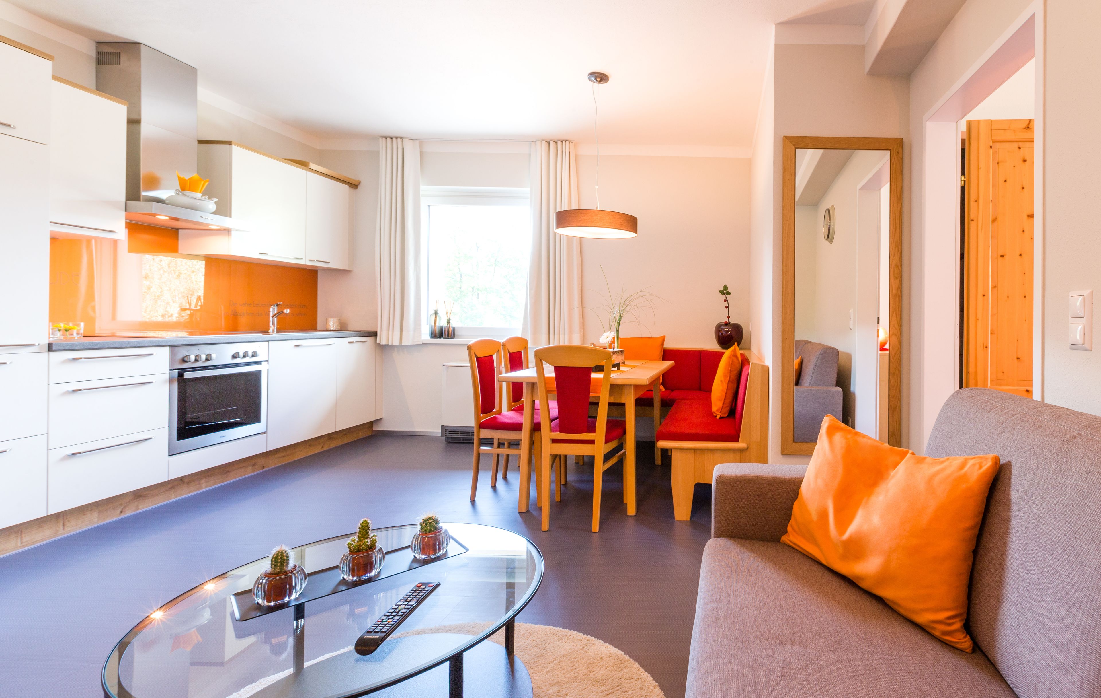 Căn hộ dành cho gia đình, 1 phòng ngủ, ban công, cạnh núi | Phòng cách âm, truy cập Internet không dây miễn phí, bộ trải giường 