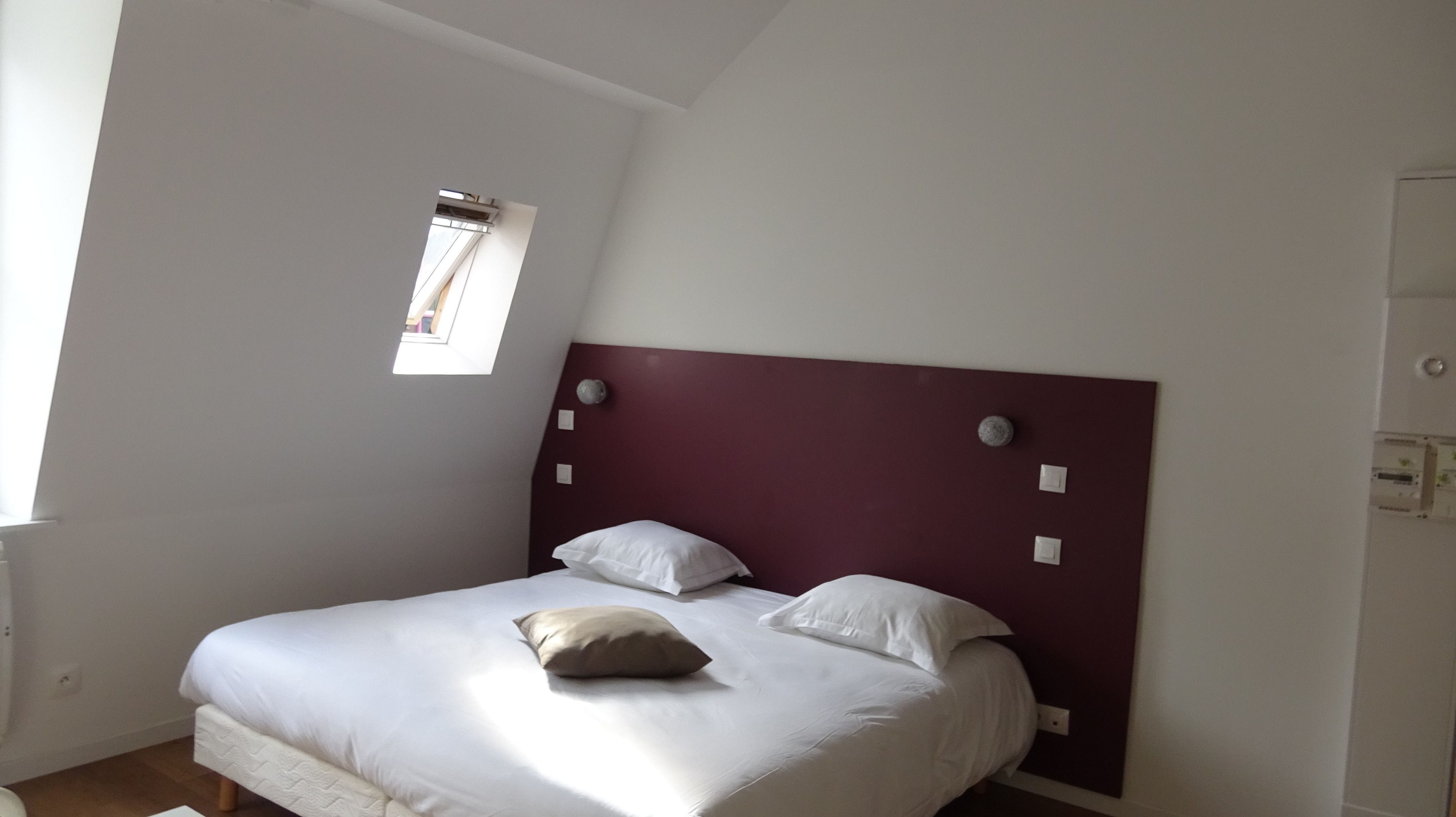 Family Studio | 2 bedrooms, premium bedding, soundproofing, iron/ironing board